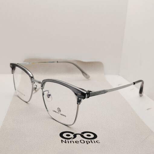Exclusive Ring Master - Urban Hero 8202