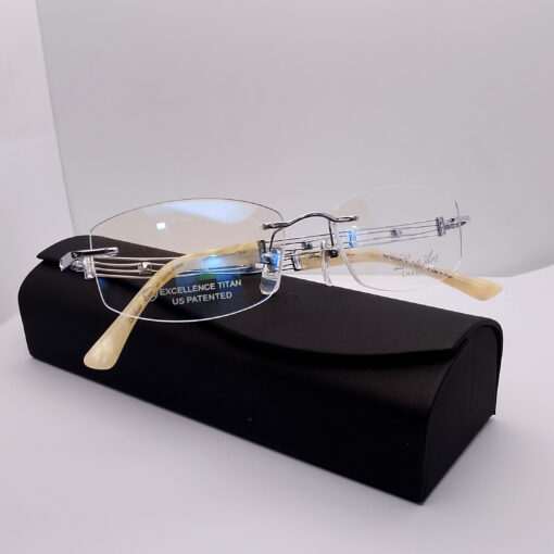 XL2025 Line Art by Charmant Titanium Rimless