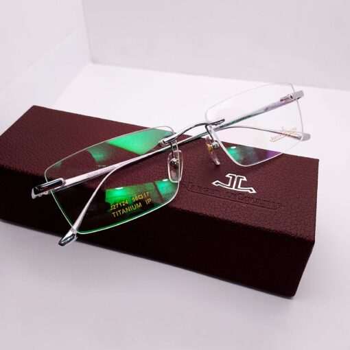 J27124 Jaeger-LeCoultre Titanium Rimless Silver