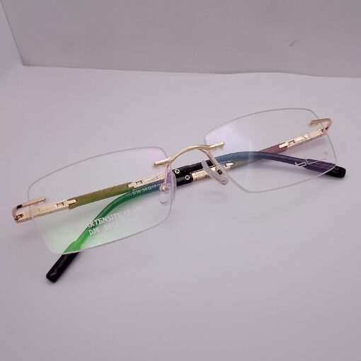 D36 Martensite Rimless