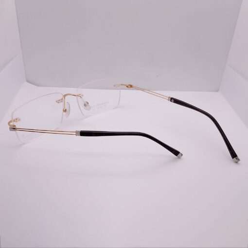 D27 Martensite Rimless