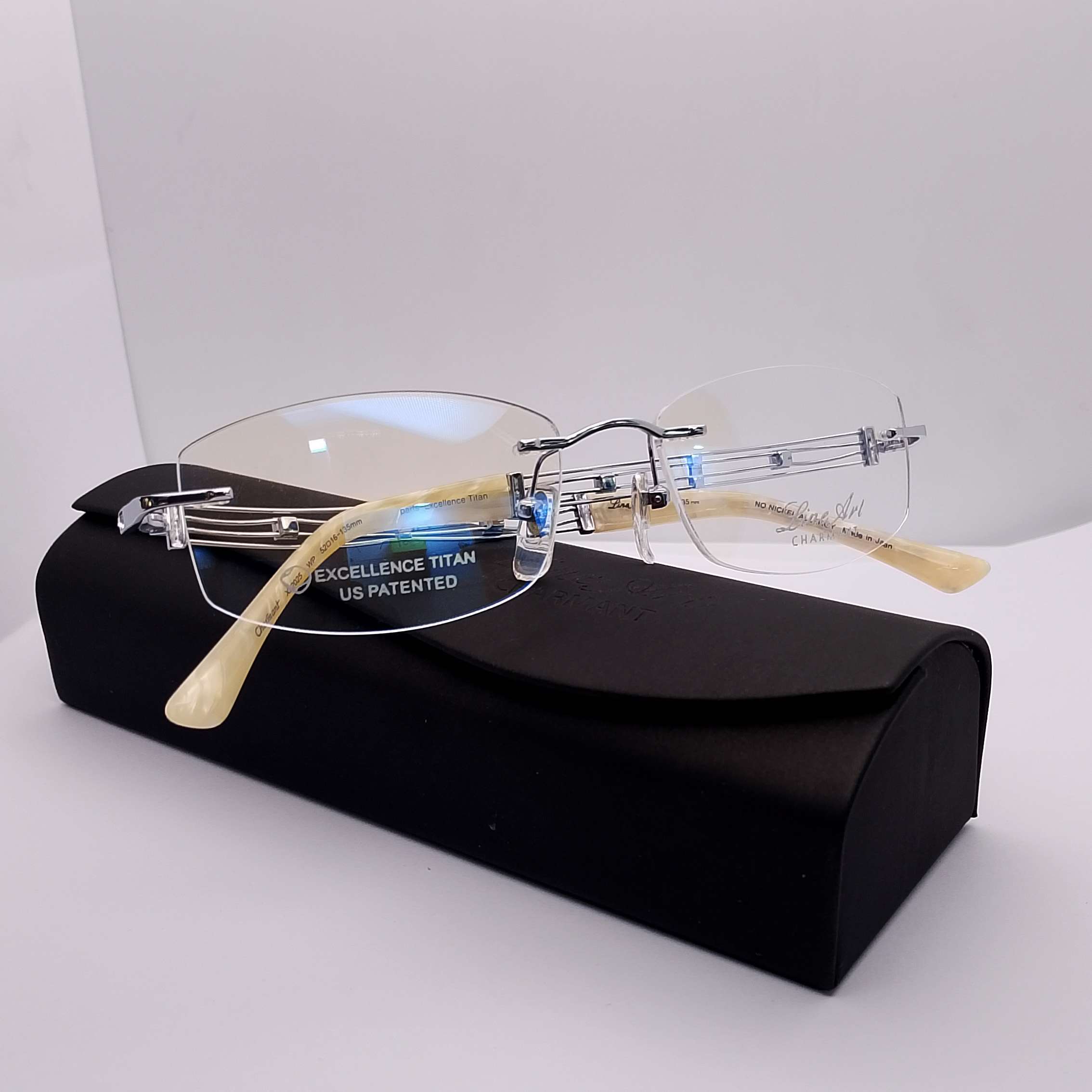 XL2025 Line Art by Charmant Titanium Rimless - Image 4