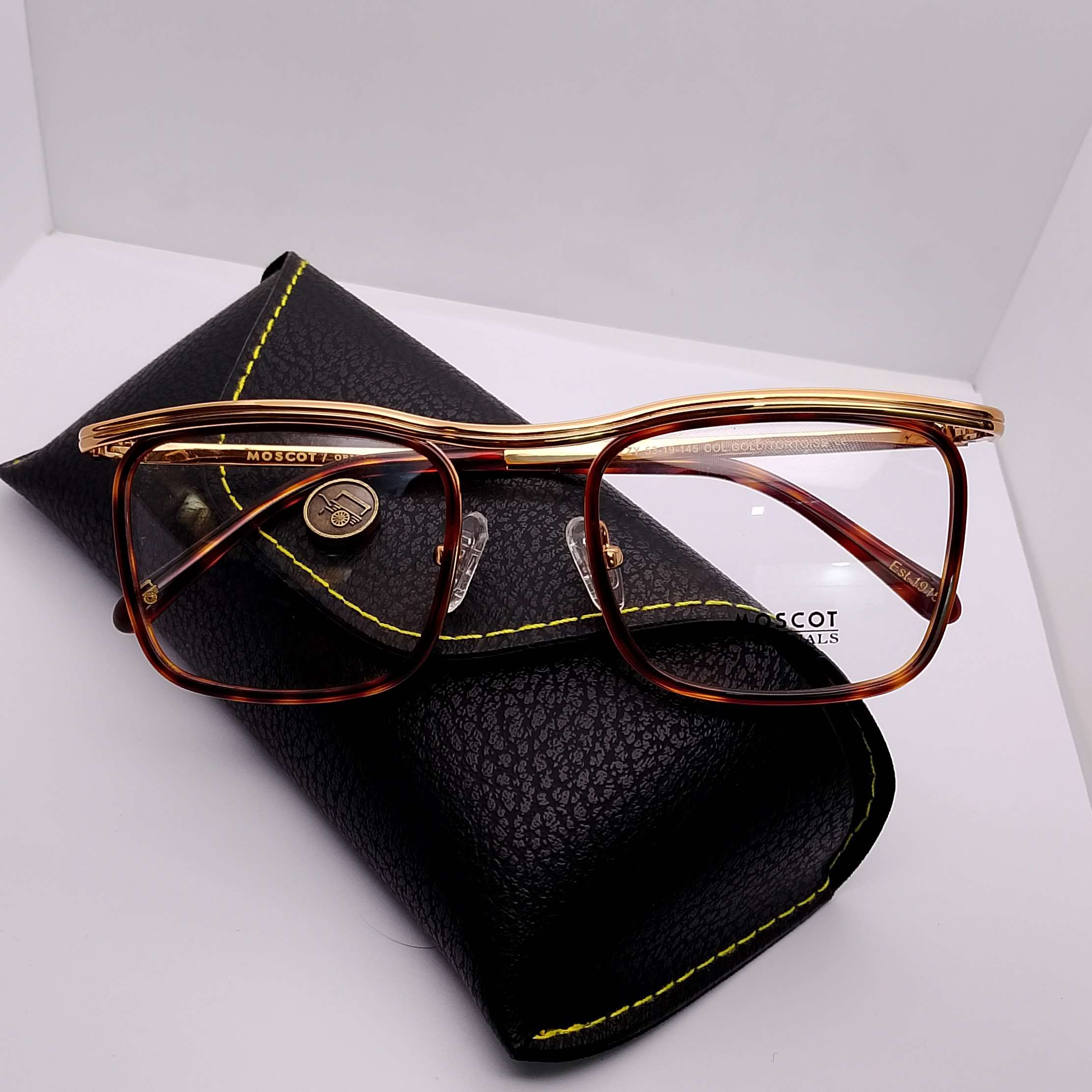 Moscot IZZY Gold-Tortoise - Image 4