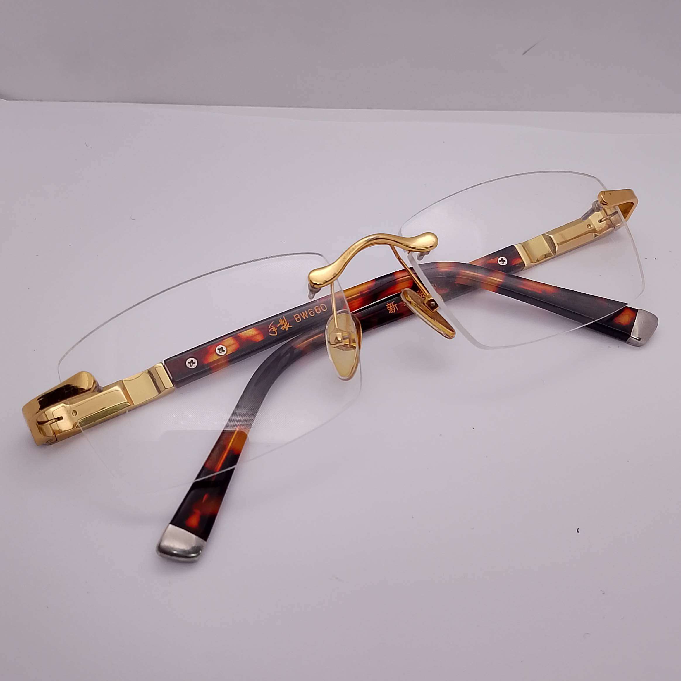 BW660 Gold Rimless - Image 4